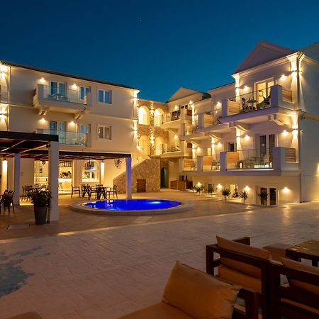 Ekati Hotell Kávos Exteriör bild