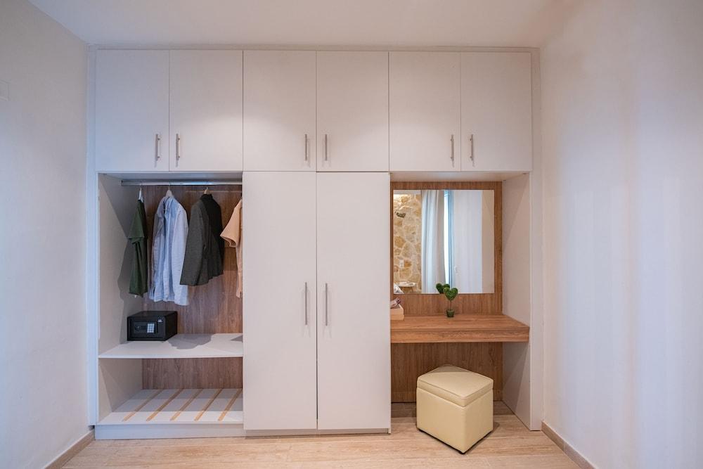 Ekati Hotell Kávos Exteriör bild